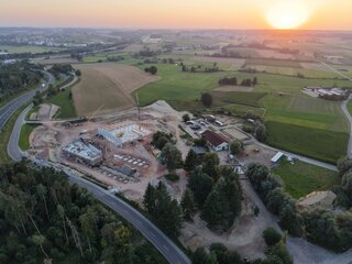 2025-08-11 Hofis Erlebnispark Drohnenaufnahme (2).jpeg