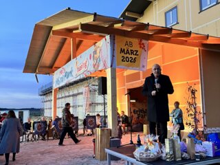 Hofis_Hebauf_Landrat Dr. Klaus Metzger.jpeg